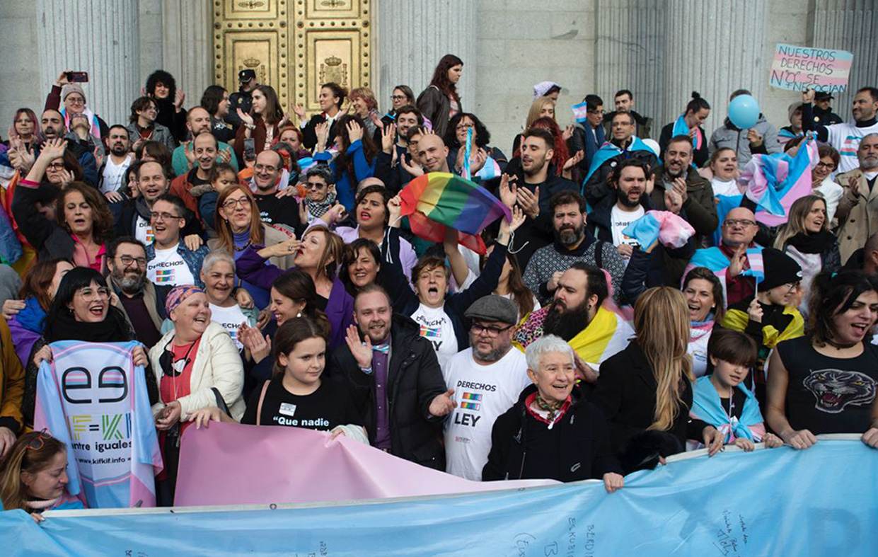 ¡SÍ a los derechos, SÍ a la Ley Trans y LGTBI!