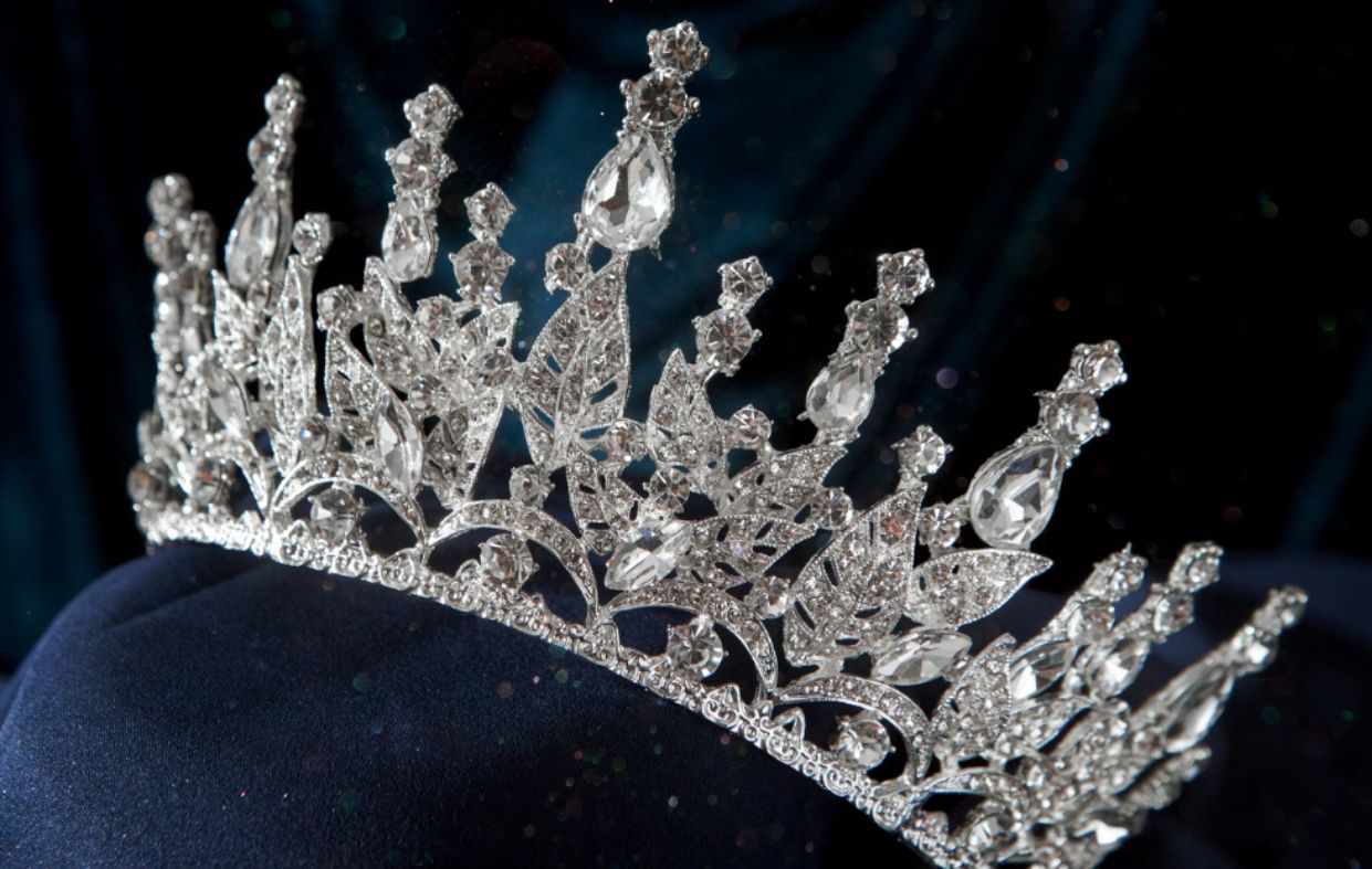 Un centenar de hombres trans boicotean Miss Italia